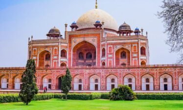 Delhi private day tour