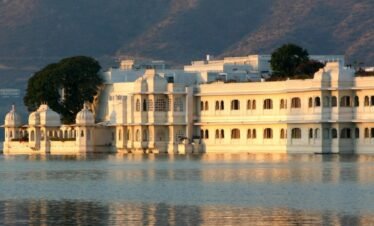 Golden Triangle Tour with Udaipur