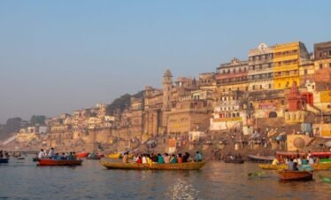 Golden Triangle Tour with Khajuraho and Varanasi