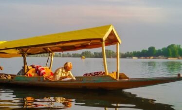 Golden Triangle Tour with Kashmir
